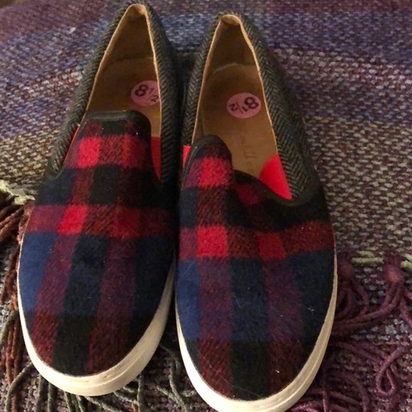 Slip on sneakers size8.5, wool plaid leather lined - Picture 4 of 4